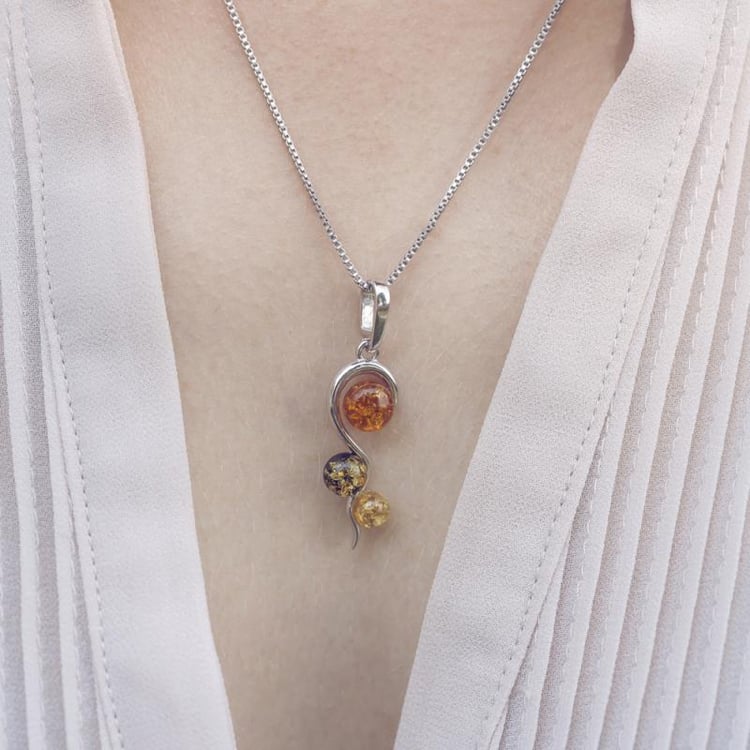 Náhrdelník s barevnými jantary 11812