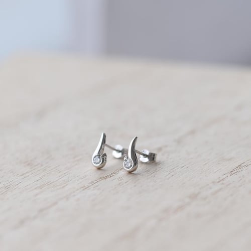 Elegantní náušnice s 0.20 ct diamanty Evert