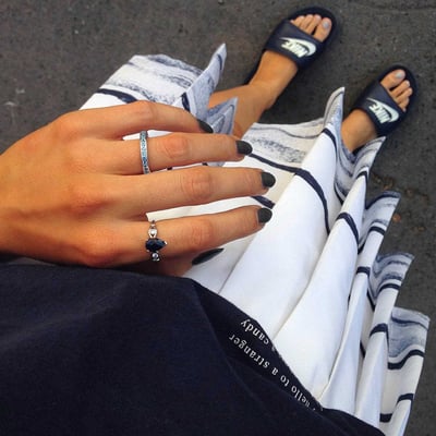 Stříbrný eternity prsten s topazy