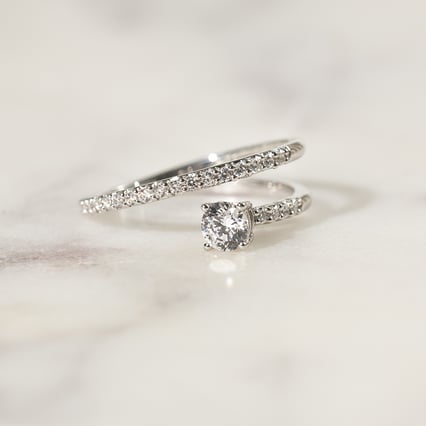 Atypický zásnubní prsten s lab-grown diamanty Cyrus