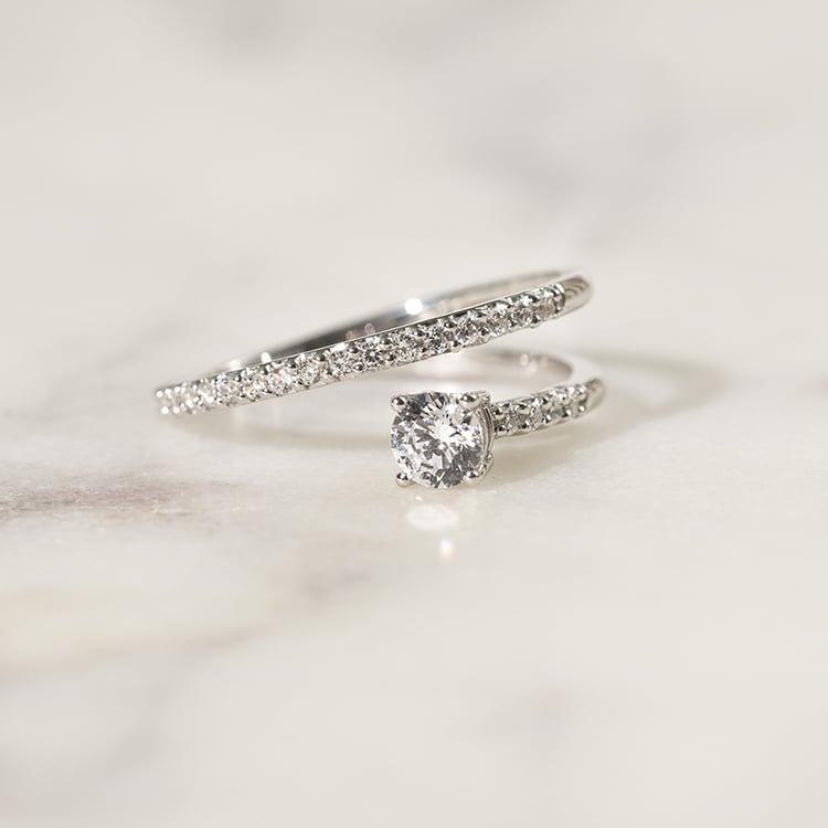 Atypický zásnubní prsten s lab-grown diamanty Cyrus 137556