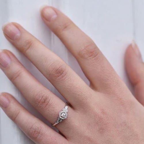 Stříbrný halo prsten s lab-grown diamanty Avila