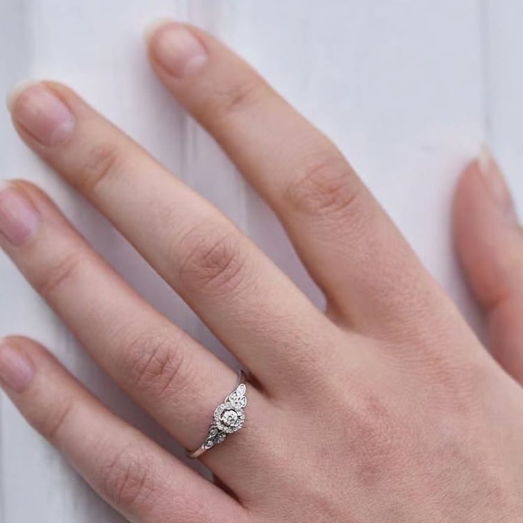 Stříbrný halo prsten s lab-grown diamanty Avila 166369