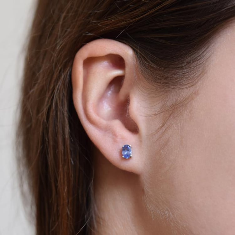 Náušnice s oválnými tanzanity 18951