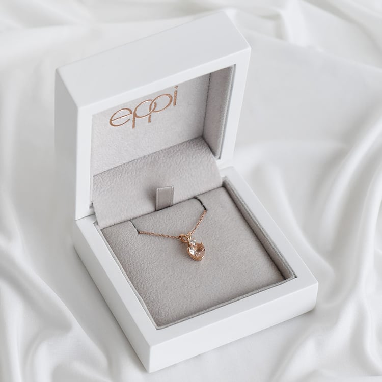 Přívěsek s morganitovým srdcem a diamantem 93711