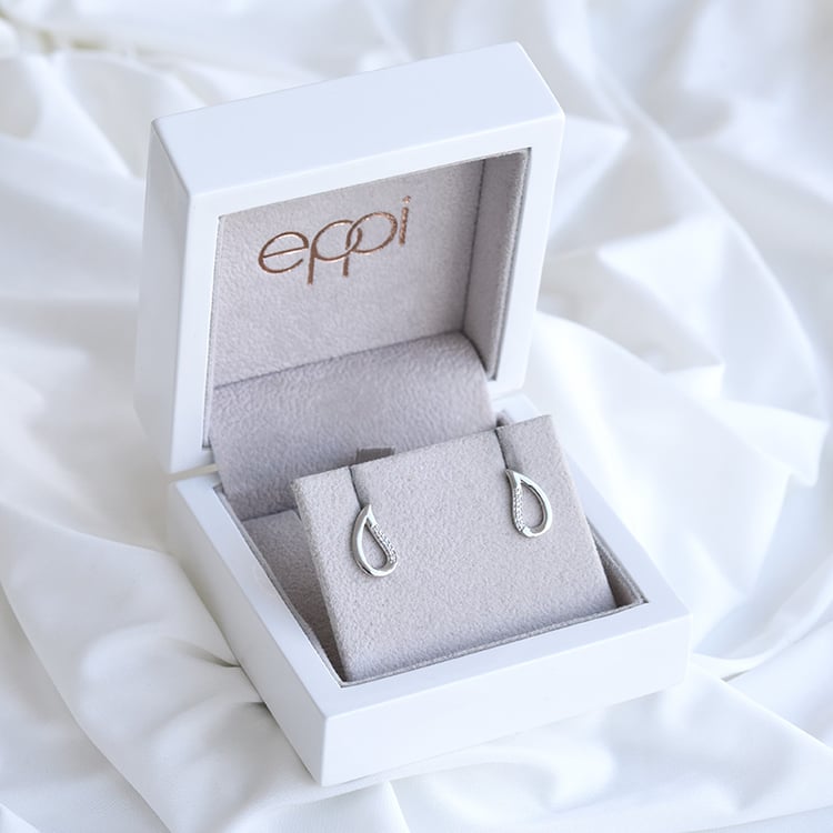 Diamantové náušnice z bílého zlata 85743