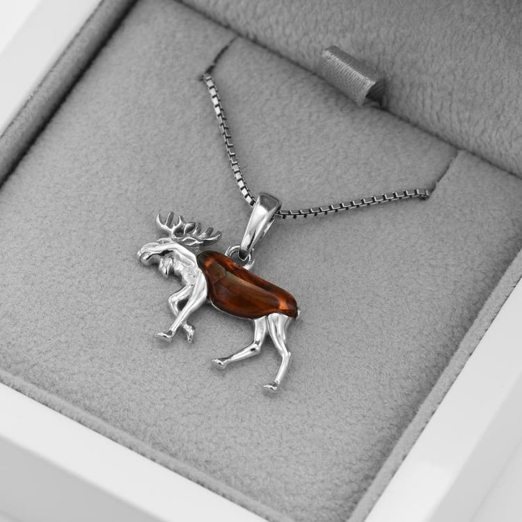  Jantarový los v přívěsku 52120