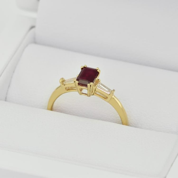 Prsten ze žlutého zlata 21175