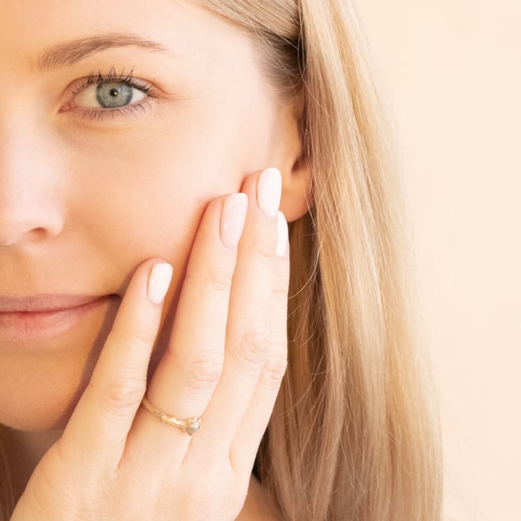 Větvičkový prsten se salt and pepper diamantem Lilia 100957