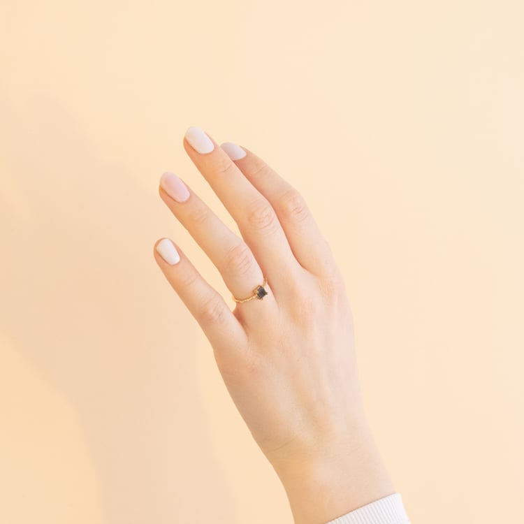 Zlatý prsten se salt and pepper diamantem Emilis 100981