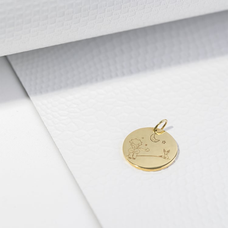 Zlatý přívěsek Malý princ s liškou a gravírem 157478