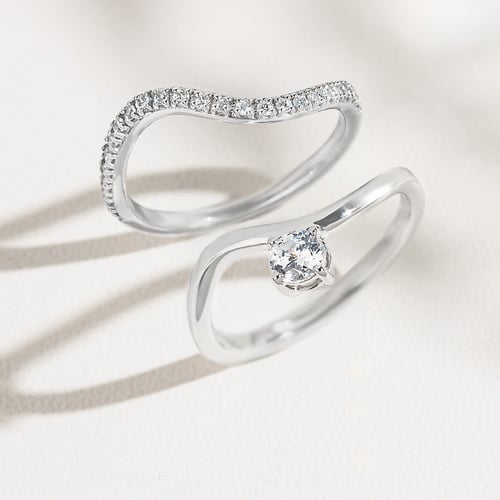 Romantický zásnubní set atypických prstýnků s diamanty Maryna