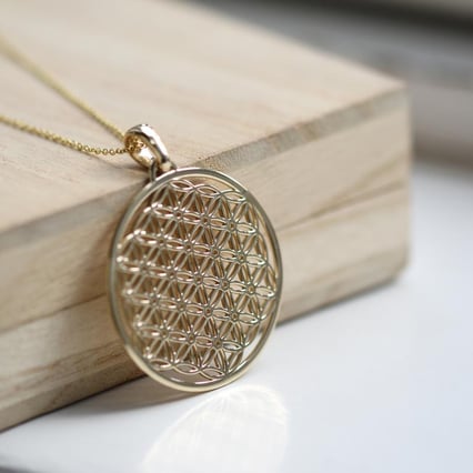 Květ života v přívěsku s diamanty Abelly