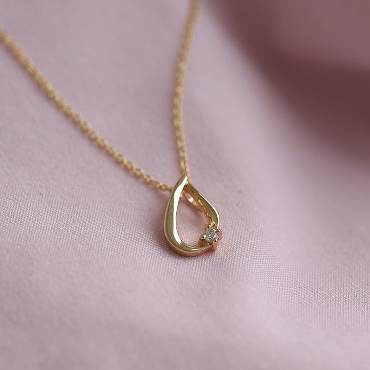 Náhrdelník s diamantem 66424