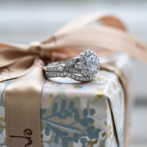 Vintage set prstenů ze zlata vykládaného diamanty Jill