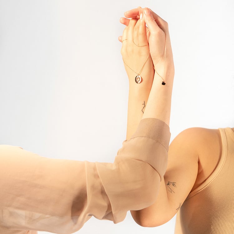 Set náhrdelníků ve tvaru srdce pro dva Elly 99715