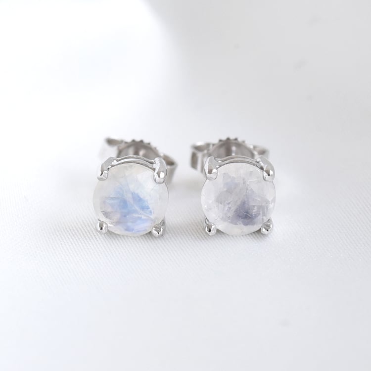 Zlaté minimalistické náušnice s měsíčními kameny 79980