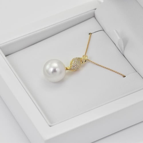 Perlový přívěsek s diamanty Golya