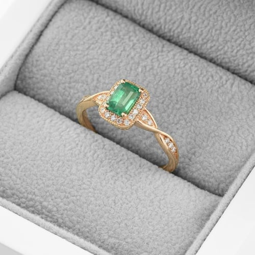 Elegantní smaragdový zlatý prsten s diamanty Enoh