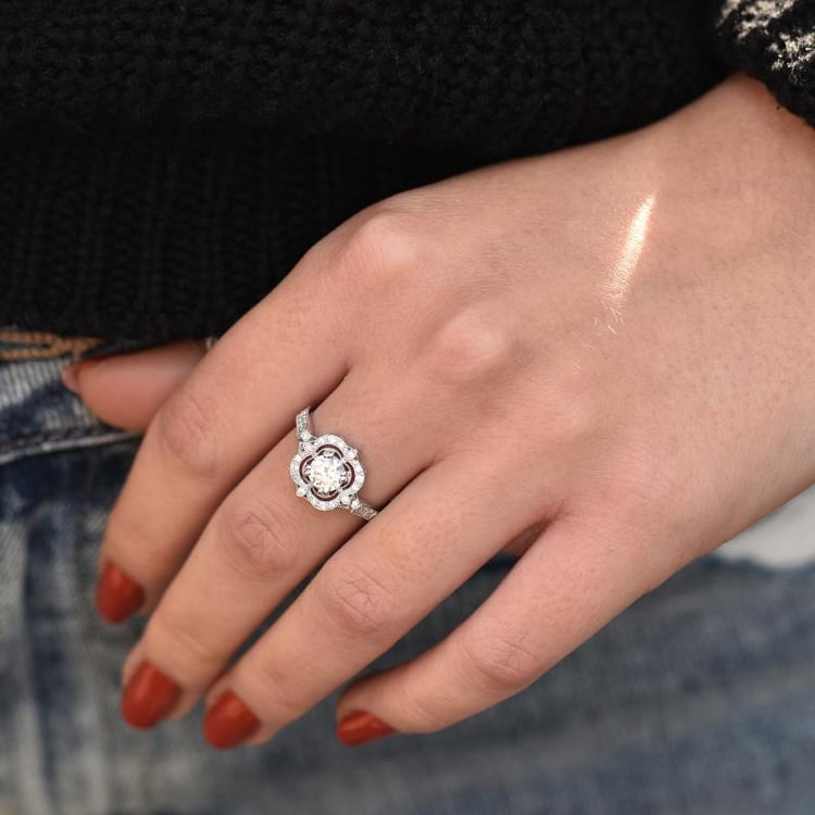 Vintage zásnubní prsten 36793