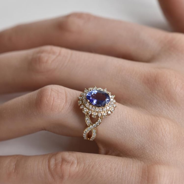 Tanzanitový prsten ze zlata 17712