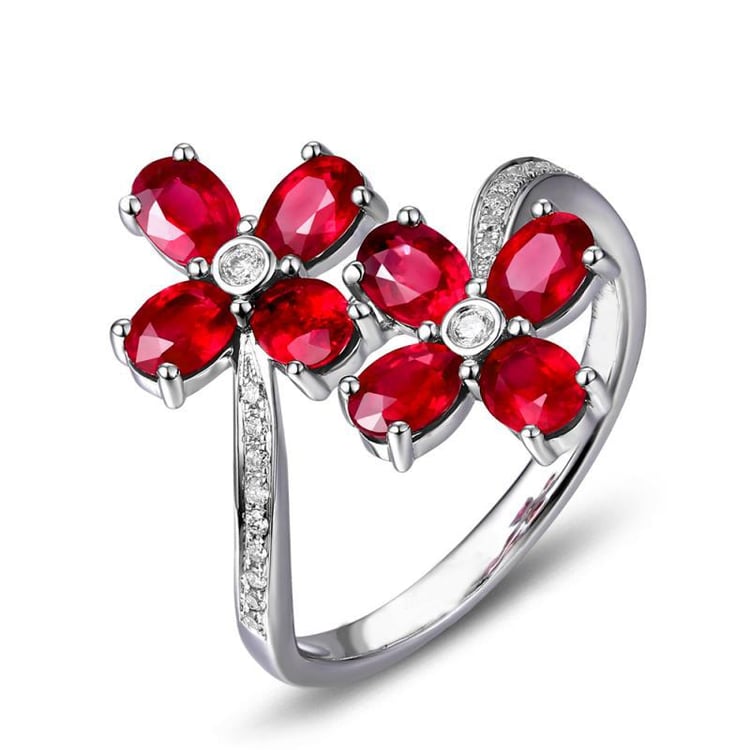 Zlatý prsten s rubínovými květy Nienke