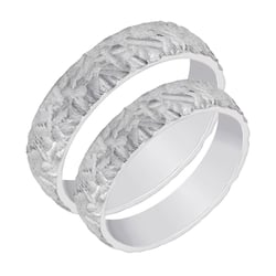 Matné snubní prsteny s reliéfem Veste