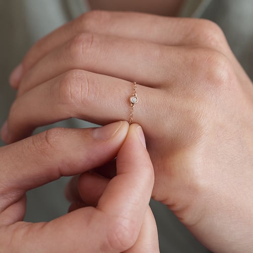 Řetízkový prsten s lab-grown diamantem Jalo