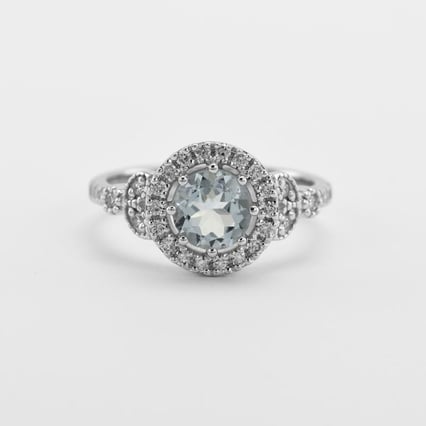 Zásnubní halo prsten s akvamarínem a diamanty Varana