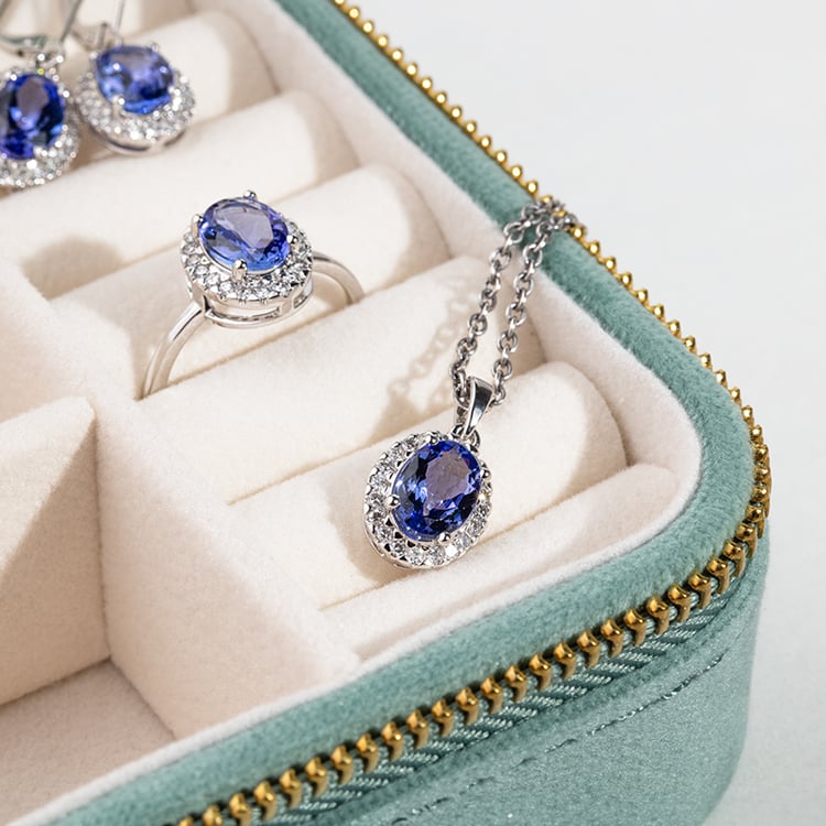 Tanzanitový prsten s diamanty Daffne 146274