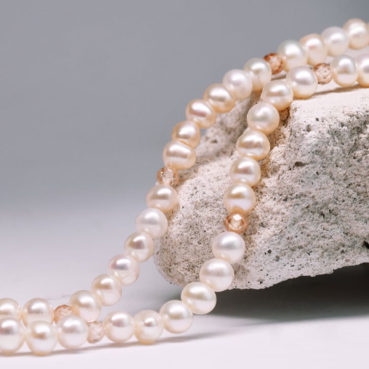 Stříbrný perlový náhrdelník se zirkony Julieta 116046