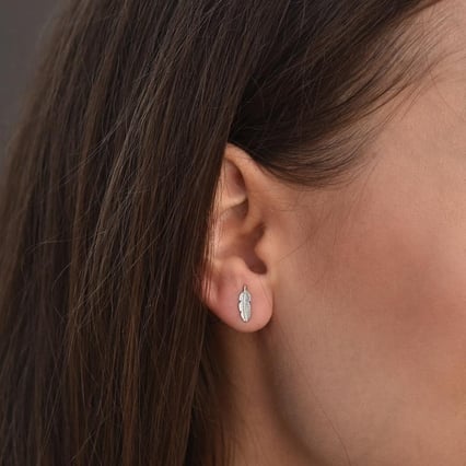 Stříbrné náušnice Feather