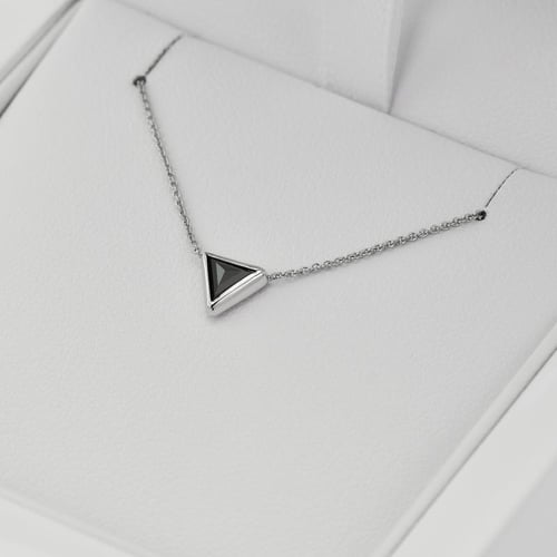 Zlatá sada šperků s triangle černými diamanty Weste