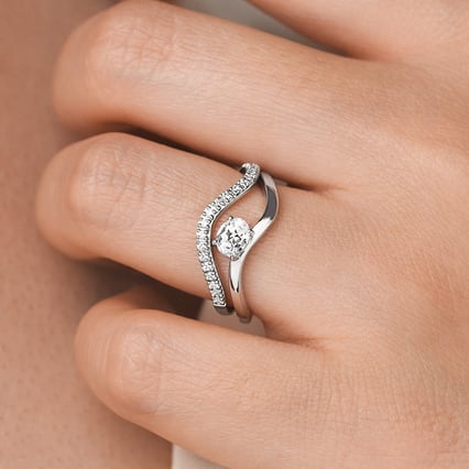 Romantický zásnubní set atypických prstýnků s diamanty Zora