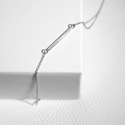 Stříbrný minimalistický náramek Bar
