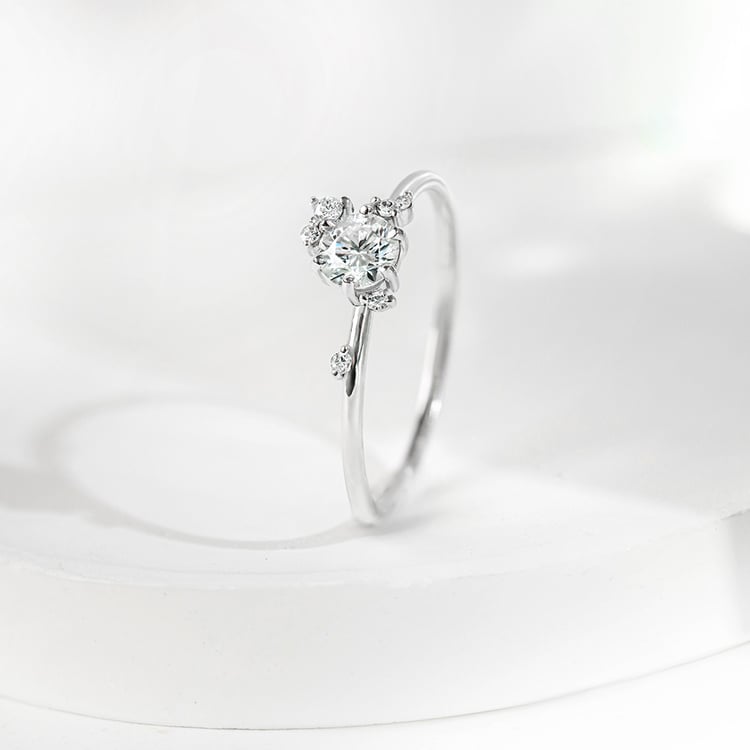 Cluster zásnubní prsten s 0.3ct přírodním diamantem Rosa 161664