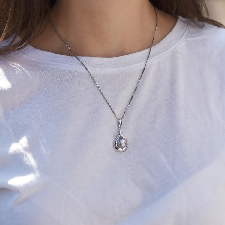 Stříbrný náhrdelník 14210