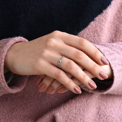 Prsten ve tvaru lístečků s lab-grown diamanty a pánský plochý prsten Emery