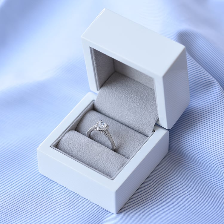 Zásnubní diamantový prsten 60922