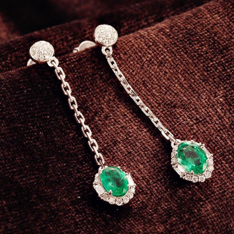 Náušnice z bílého zalata se smaragdy 4897
