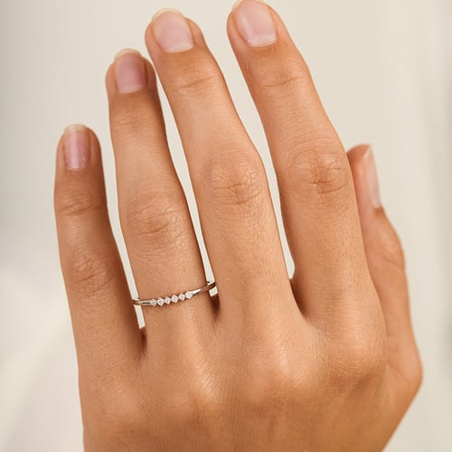 Minimalistický prsten ze stříbra s diamanty Casper