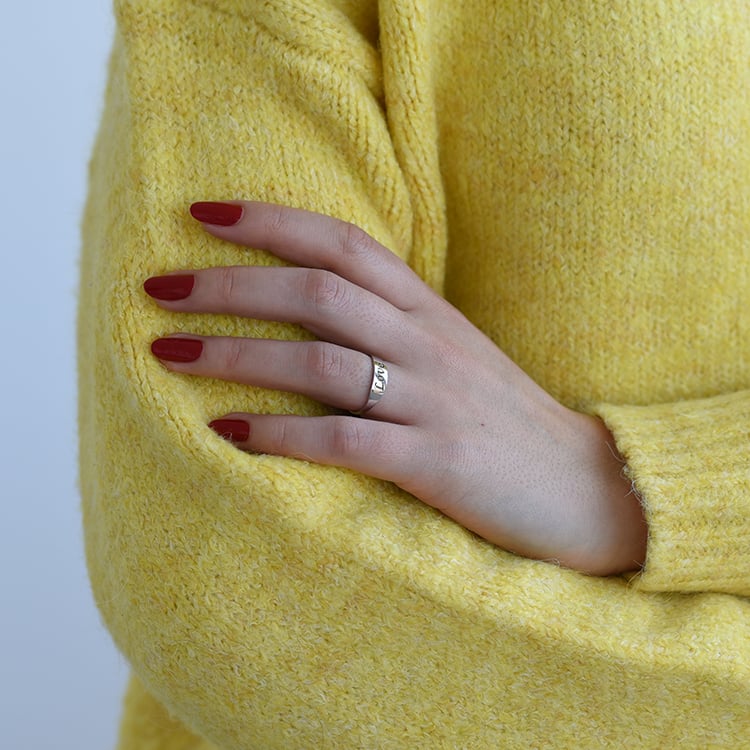 Dámský pečetní prsten s gravírem 58228