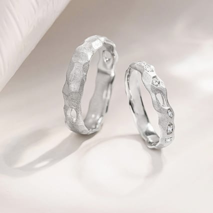 Zlaté snubní prsteny Rock