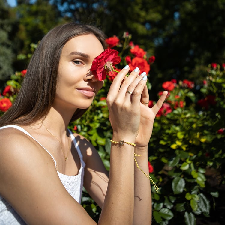 Šňůrkový náramek se sluncem Sun 108808
