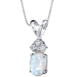 Zlatý přívěsek s bílým opálem a lab-grown diamanty Tamatha