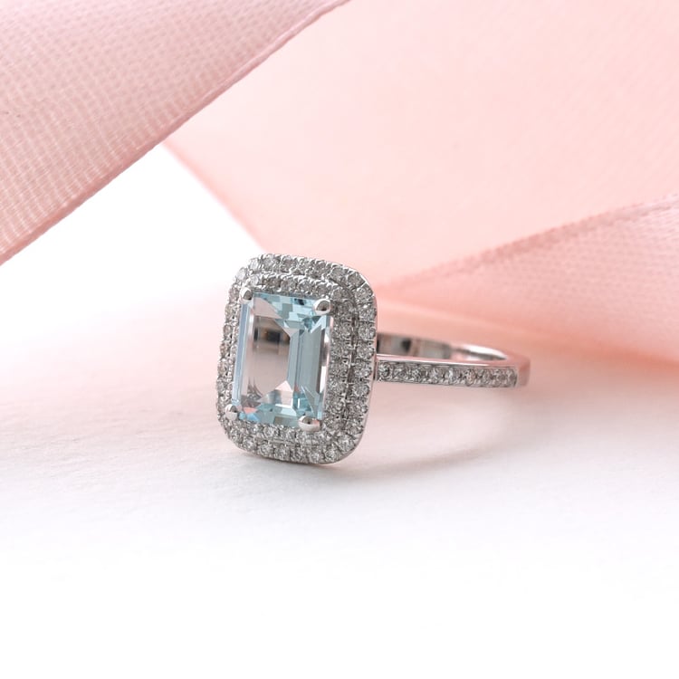 Zlatý prsten s akvamarínem 78398