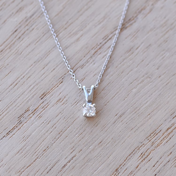 Zlatý přívěsek s diamantem 61931