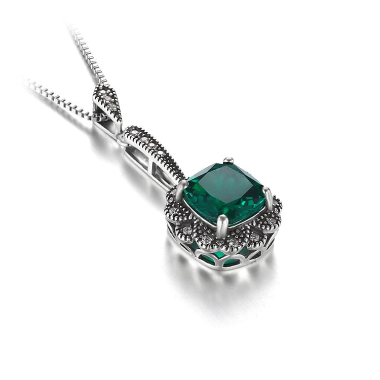 Stříbrný náhrdelník ve tvaru květu 19311