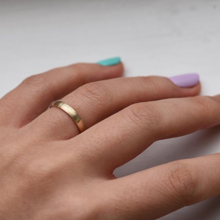 Dámský komfortní snubní prsten 61603