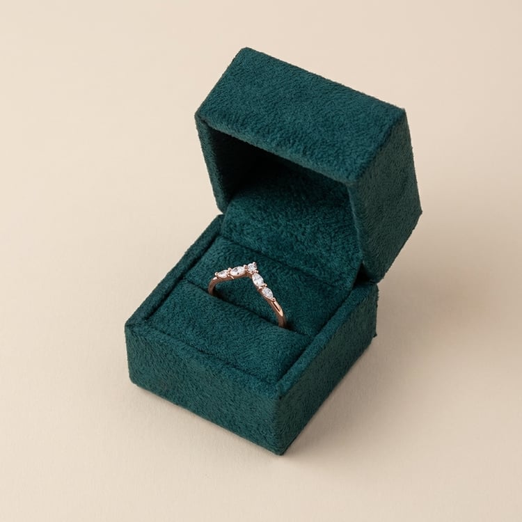 Vykrojený rozvodový prsten s round, pear a marquise lab-grown diamanty Iman 166476